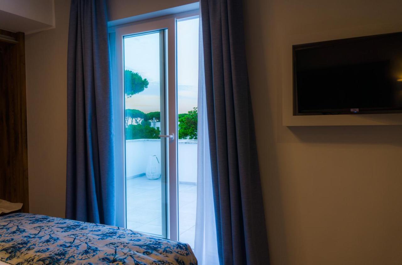 Piccolo Hotel Terracina Exterior photo